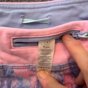 Kids girl lululemon skorts 6T. Elastic